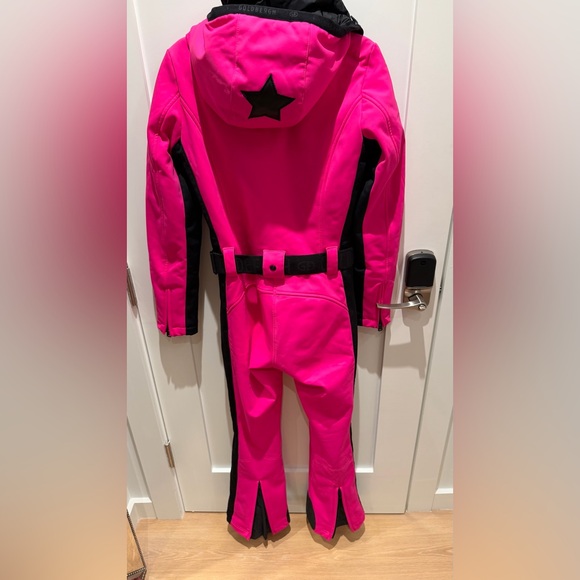 Goldbergh pink snowsuit with hood and extra belt - Picture 4 of 5